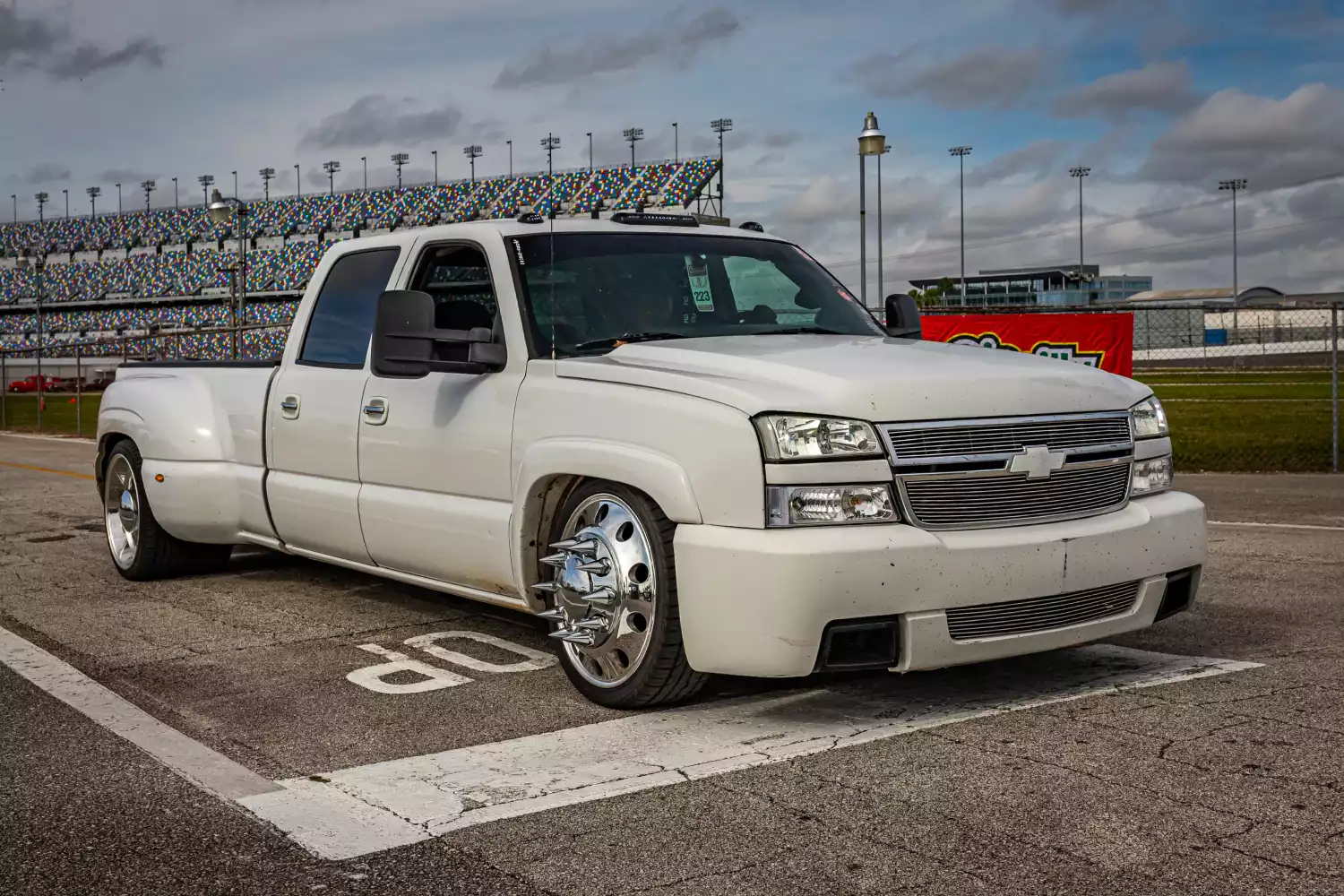 trash containers for Chevrolet Silverado
