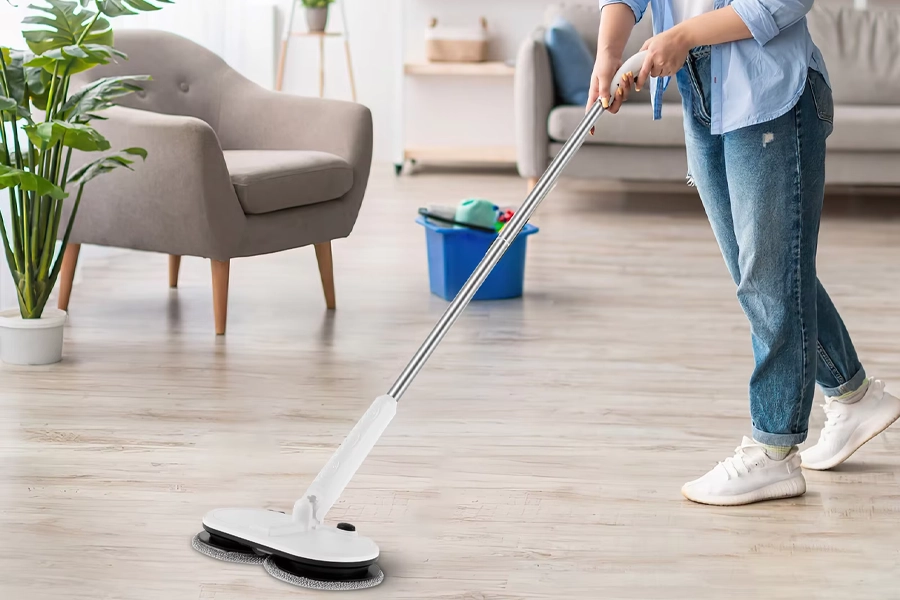 Lightweight Electric Mop with Spin Feature